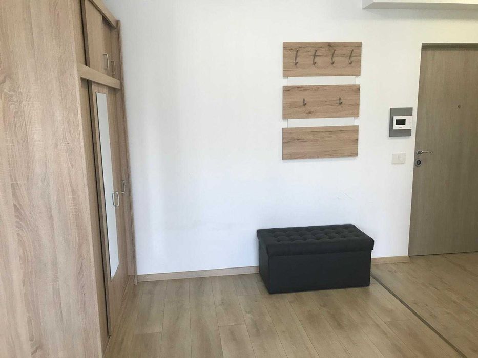 Apartament de închiriat, 2 camere, Prima Universității