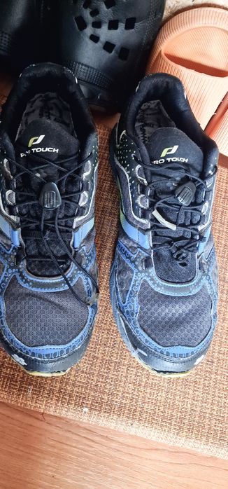 Adidasi barbat adidas maro /alb/ protouch