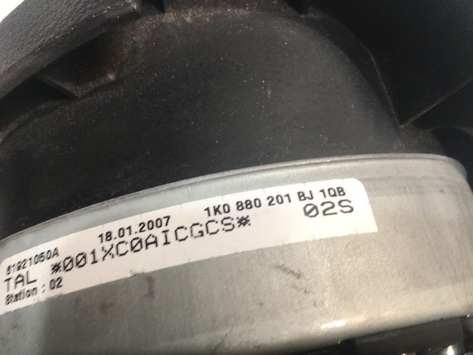 Airbag Volan VW Golf 5 2003 - 2009 COD : 1K0 880 201 BJ / 1K0880201BJ