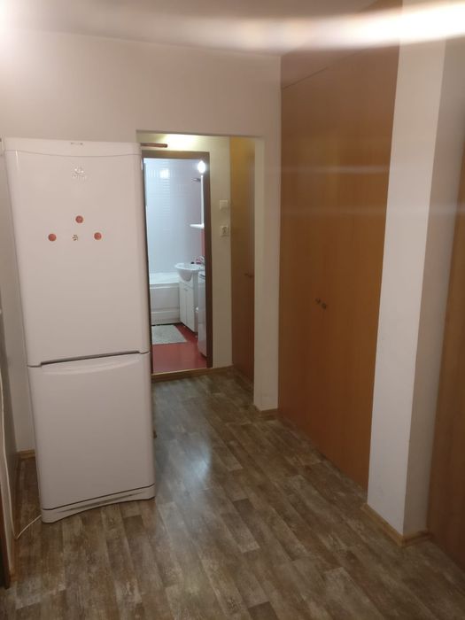 Inchiriez apartament 2 camere Popa Sapca