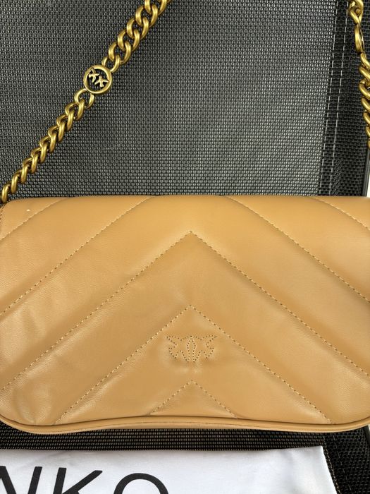 Дамска чанта PINKO