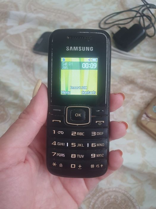 Samsung Gt e1050 cu butoane
