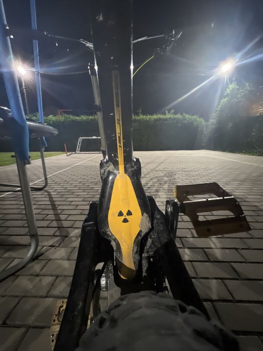 Nukeproof pulse downhill
