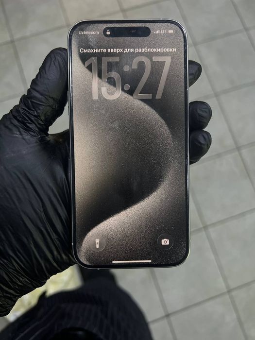 iPhone 15 pro 256 gb