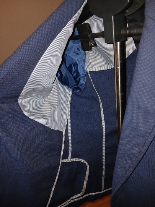 Пиджак темно синий на 12-14 лет