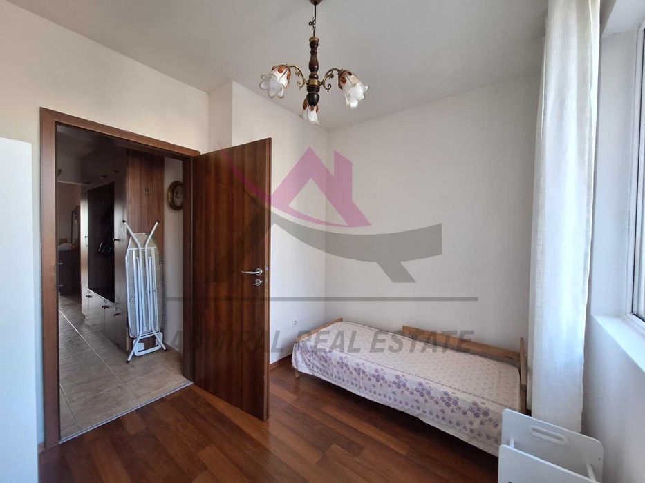 Дава се под наем Тристаен апартамент в Варна, Колхозен пазар - 98 кв.м за 548.25 € - Снимка #6