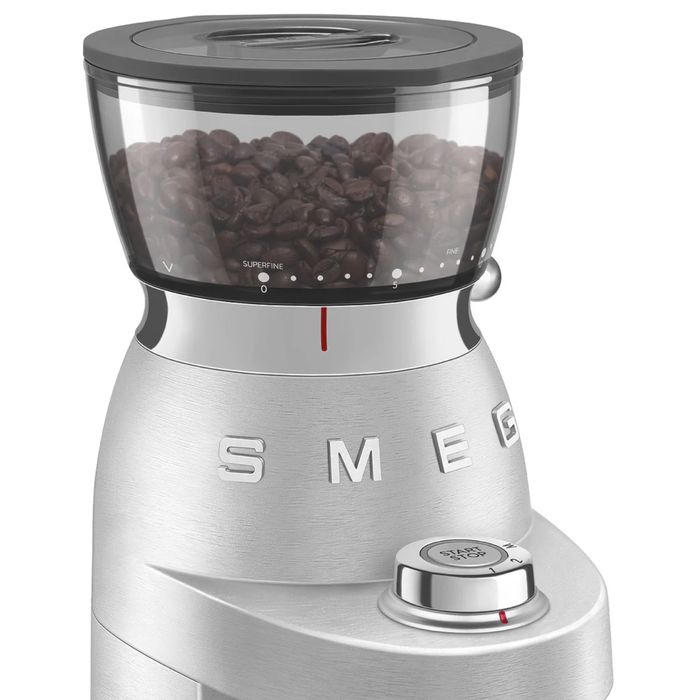 SMEG CGF02SSEU Кафемелачка