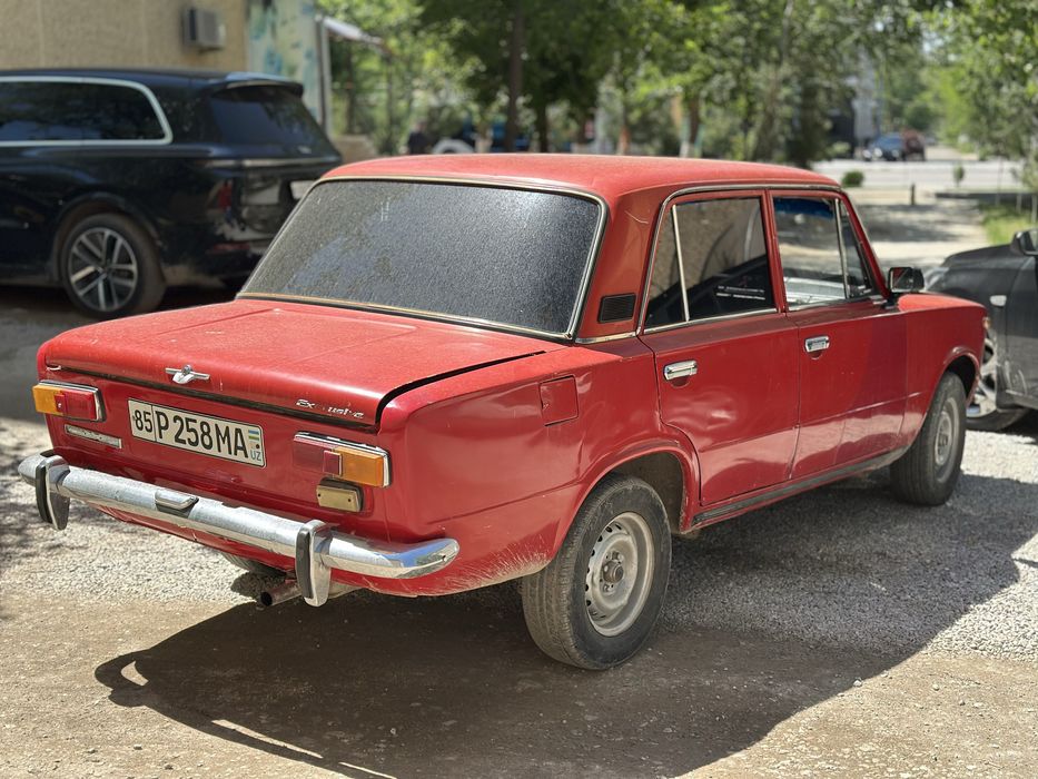 Lada 21013 1985 — 2