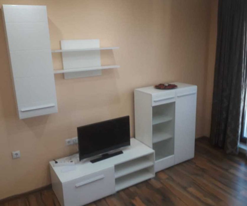 Дава се под наем Двустаен апартамент в Пловдив, Гагарин - 65 кв.м за 298.86 € - Снимка #1