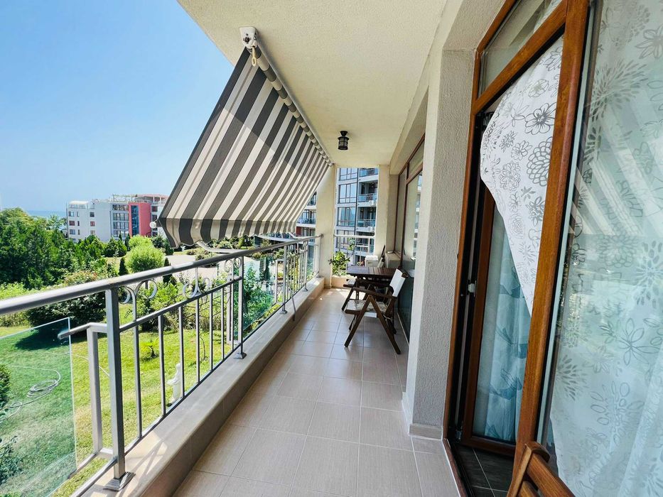 Продава се Тристаен апартамент в Свети Влас - 125 кв.м за 1120 €/кв.м - Снимка #11