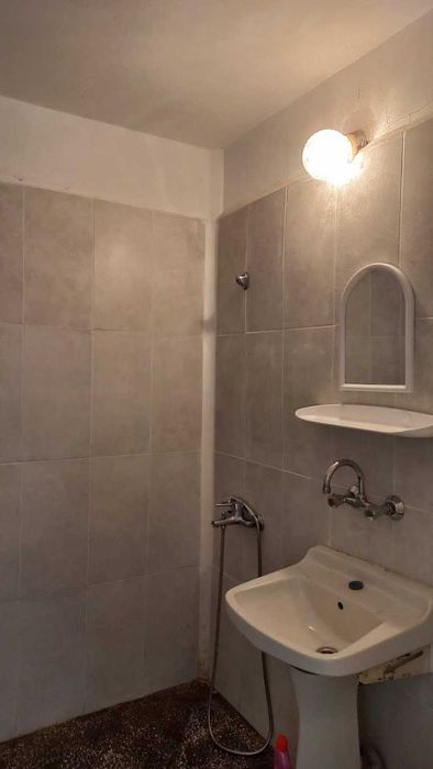Дава се под наем Едностаен апартамент в София, Център - 45 кв.м за 350 € - Снимка #3