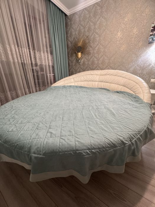 Кровать двухместная