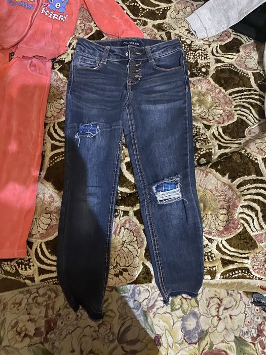 Продам детские вещи есть новые и в отличном состоянии несколтко раз од