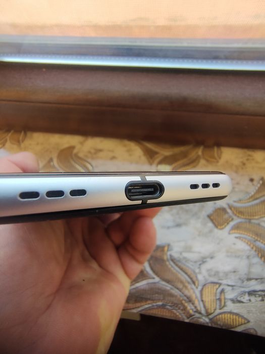 Blackberry keyone