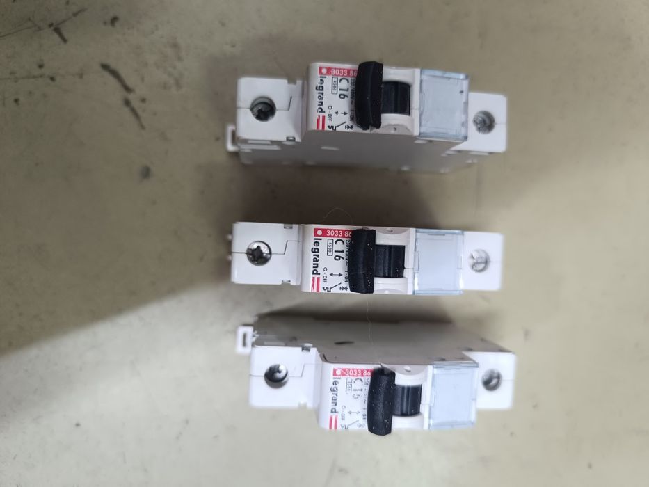 Продам Автоматы УЗО 25Ампер