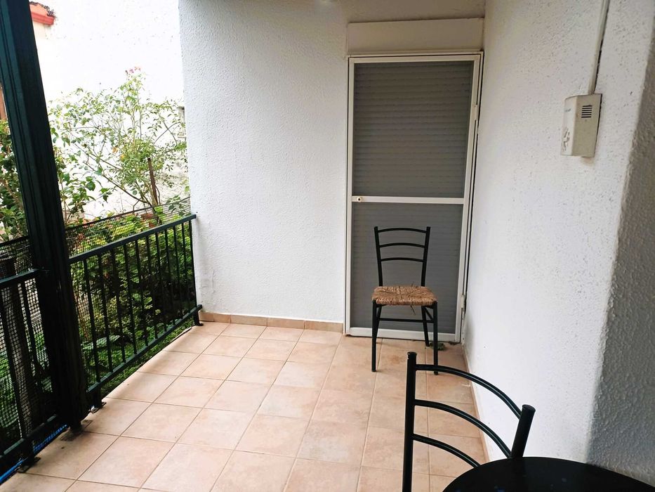 Продава къща 62 м2 с двор 229 м2 в кв. Ривиера, Аспровалта, Гърция