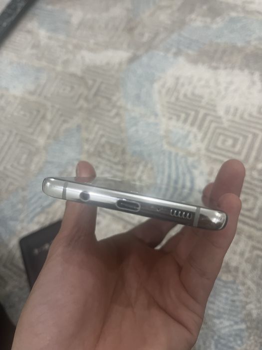 Самсунг С10 5G  256g