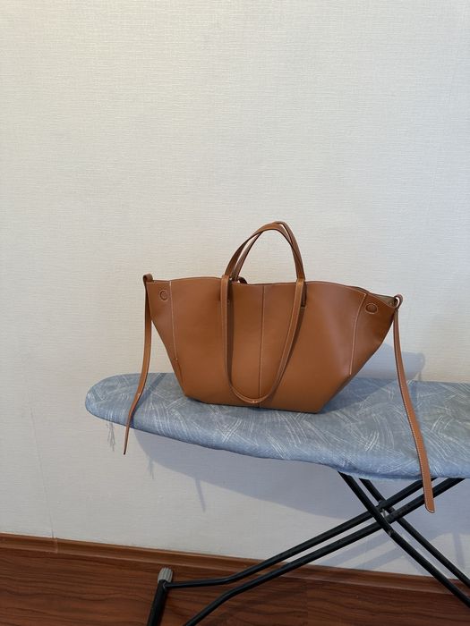 Сумка кожаная вместительная