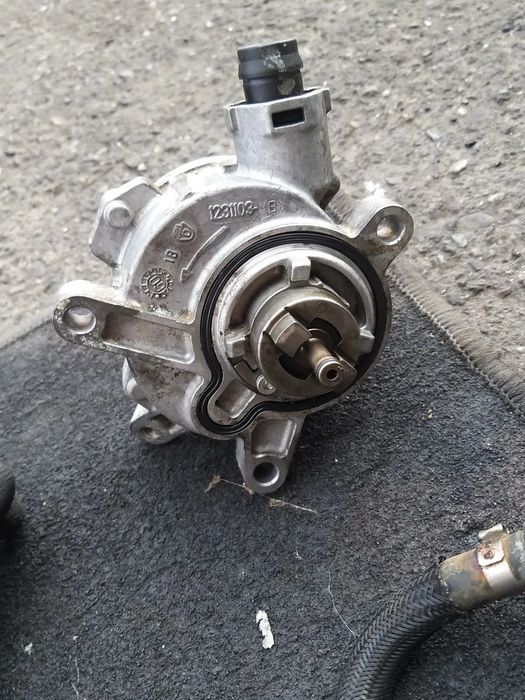 Pompa Vacuum VOLVO 31219463