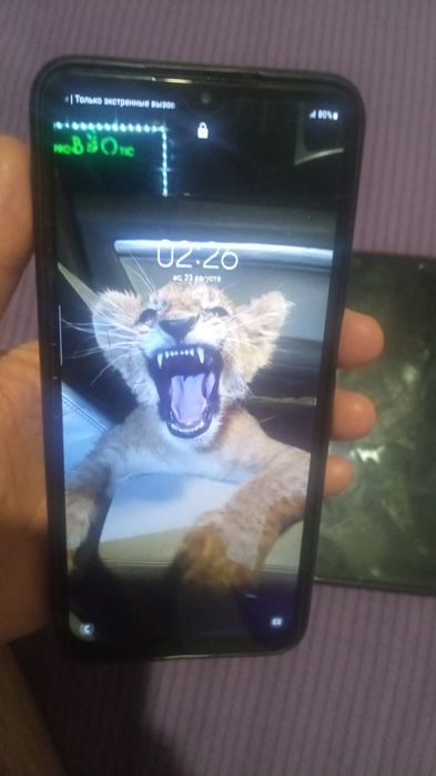 Samsung Android A12 есть два телефона Huawei обо в продаже