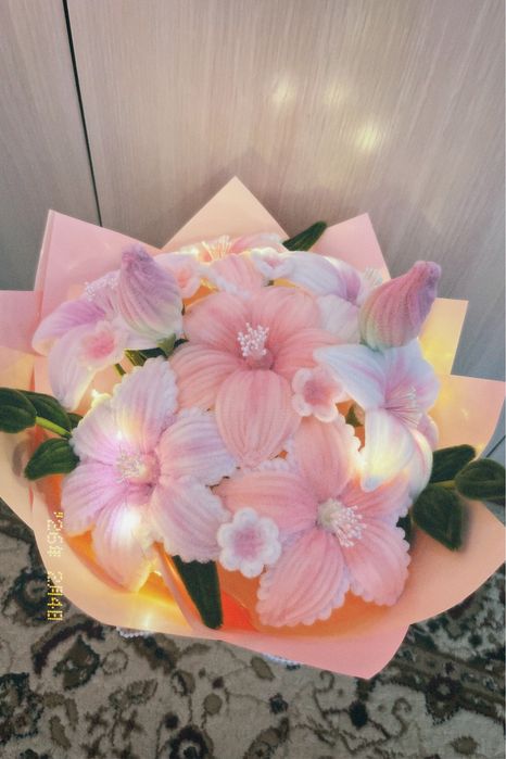 Букет из пушистой проволоки