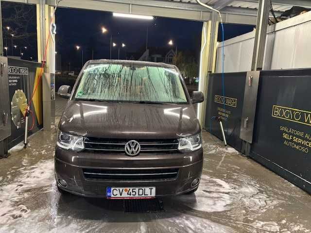 Volkswagen Multivan Highline T5