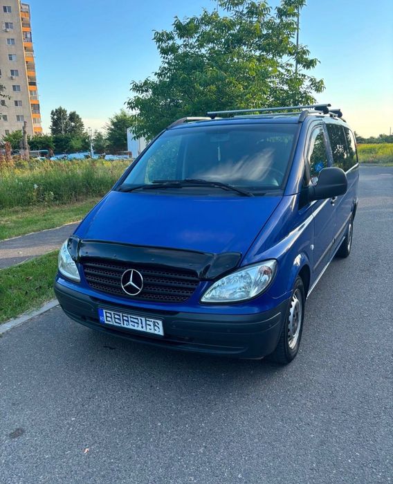 Mercedes Benz Vito 115 , 8+1 locuri.