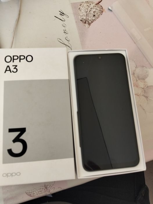 Продам телефон A3