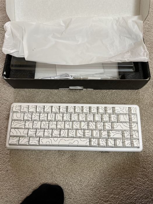 Монитор 300Hz / Мышь G Pro Superlight / Клавиатура Magnetic