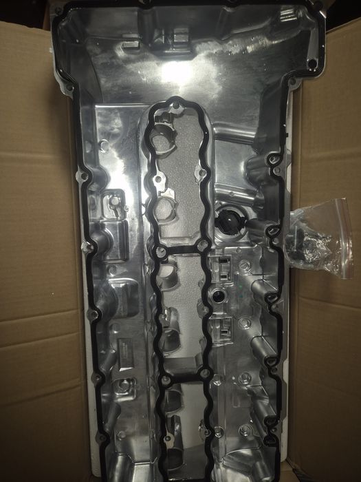 Алуминиев капак клапани за BMW M54/M52/M54B25/M54B30/М52 Б25 TU/ N54