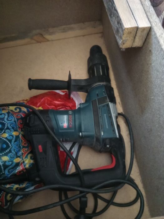 Перфоратор 150.000