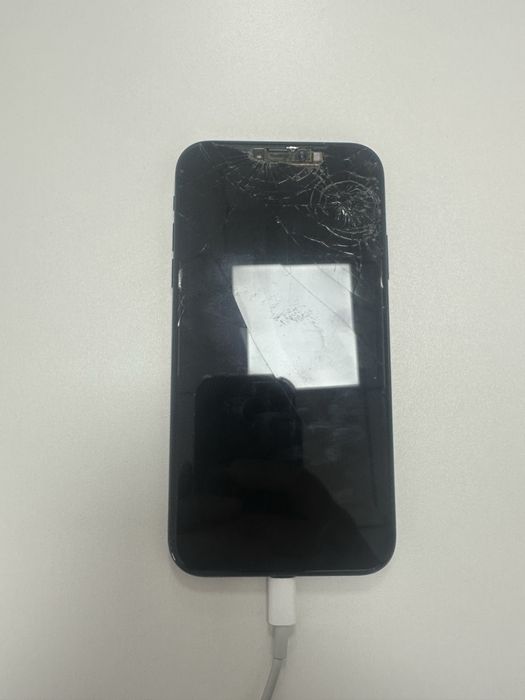 Айфон хр 64 гб экран сломанный