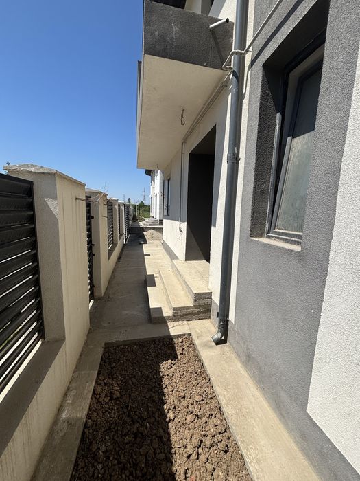 Casa de vanzare, soseaua cernica dupa centura!