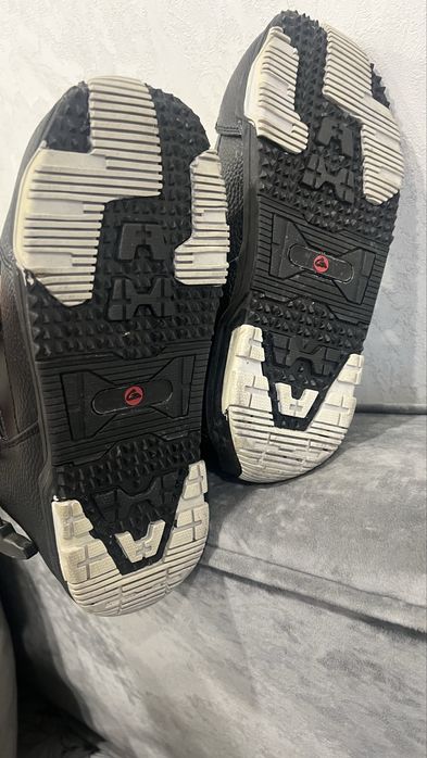 Продам ботинки для сноуборда