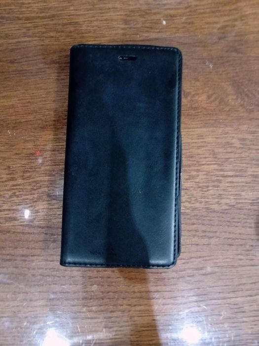 Продавам калъф за хуалей P9 Lite