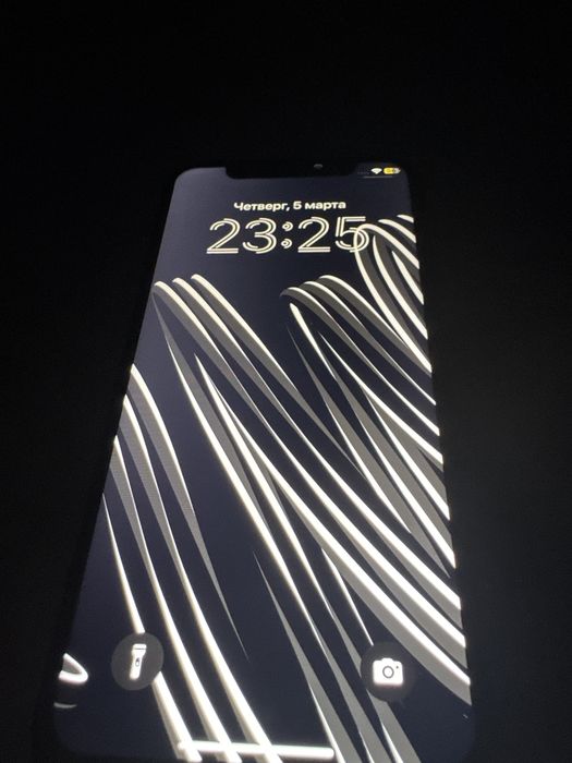 Iphone Xs в илельном состояний
