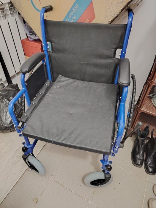 кресло коляска для инвалидов