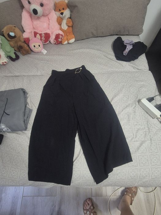 Pantaloni de diferite marci si marimi