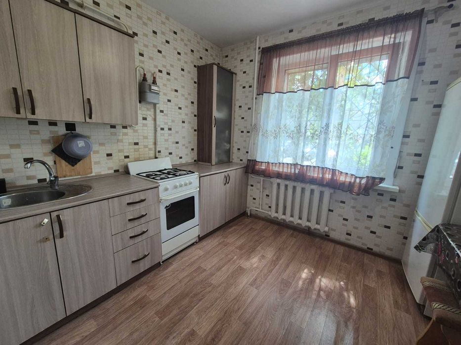 СРОЧНО продам 1 ком в 20 мкр