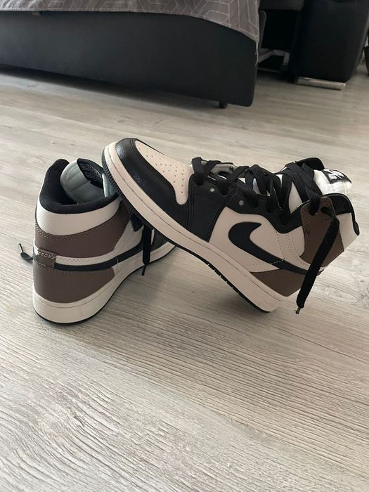 Jordan 1 Mocha noi