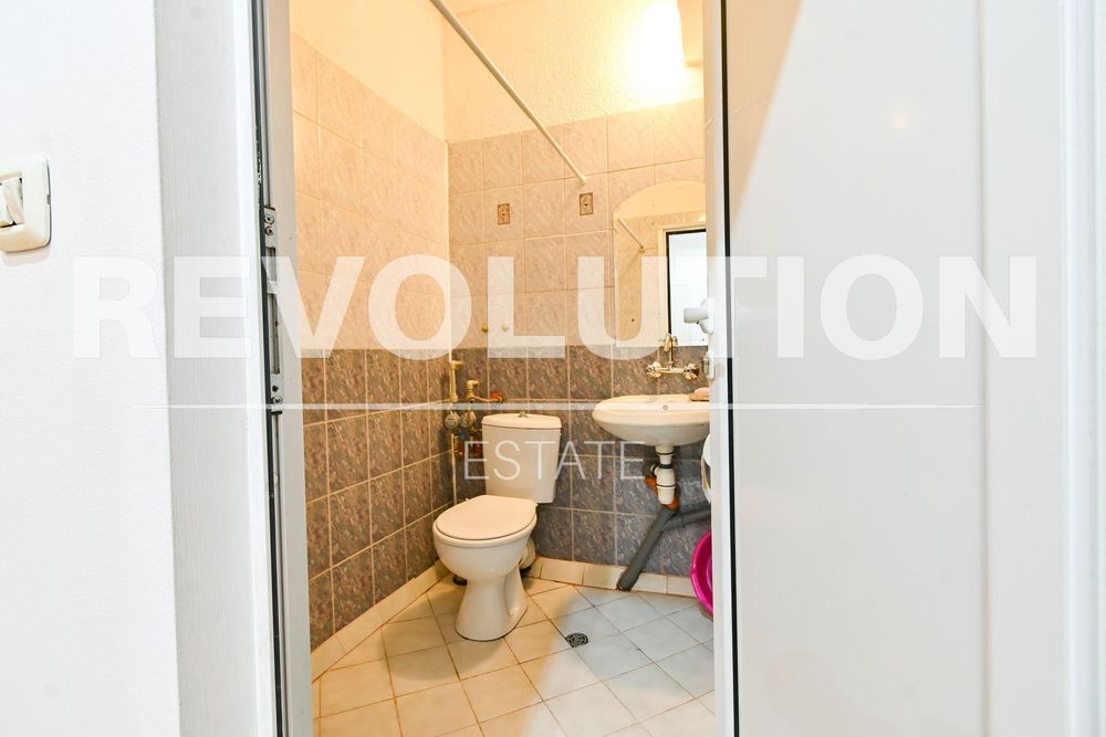 Двустаен апартамент в ж.к. Дружба 1.