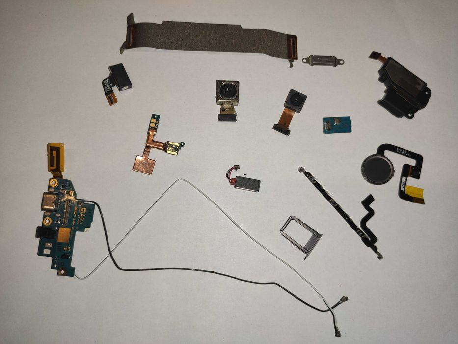 Google Pixel 32/4 GB (2016) за части