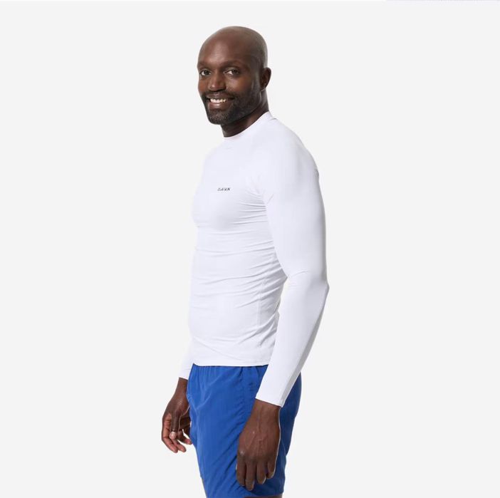 Гидрофутболки для плавания от французкого бренда decathlon декатлон