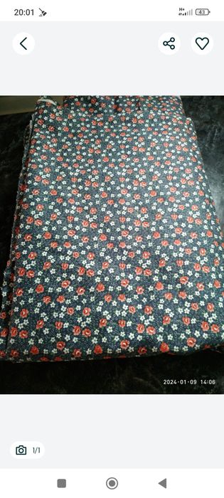 Продам материал ситец в отличном состоянии.