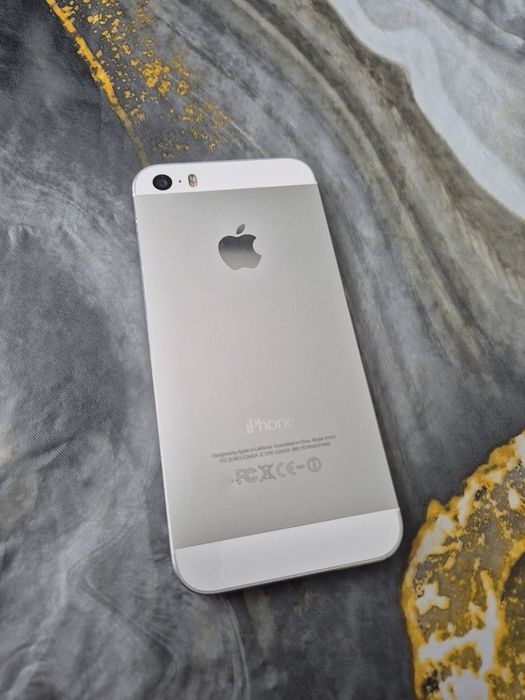 Vand iPhone 5S Alb Necodat.