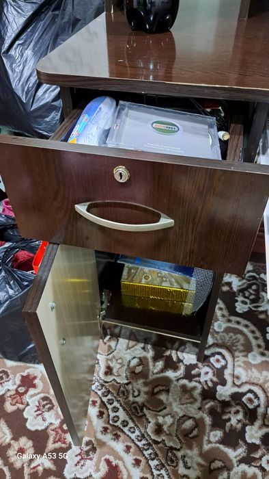 Office ni stol / Kompyuter stol