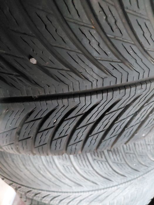 245/45/18" Michelin 4бр.гуми.