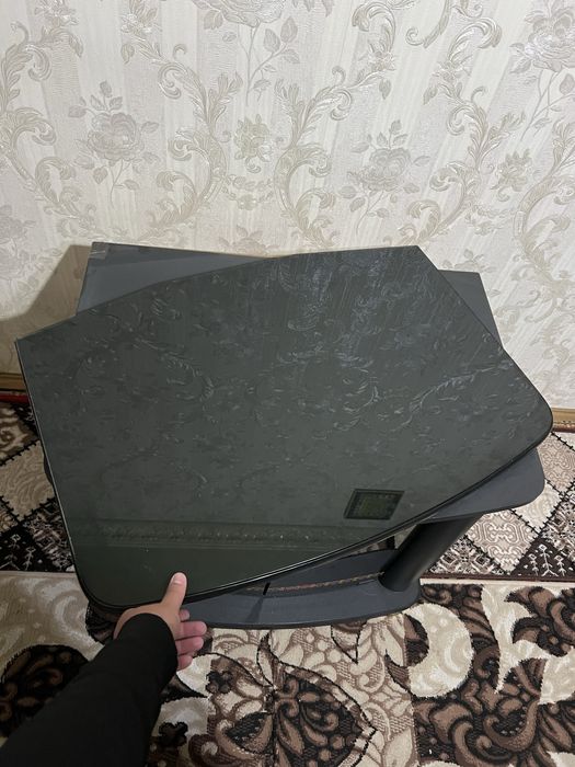 Podstavka seyf ofesnoy Ideal xolatda