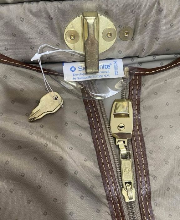 Кофр сумка для костюма