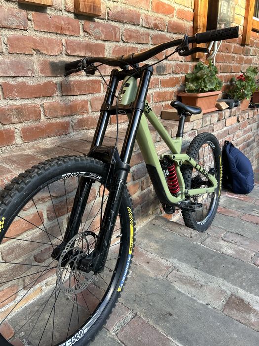 Bicicleta DH Cube Two15 Race 2024